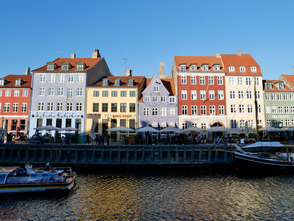 A GUIDE TO COPENHAGEN
