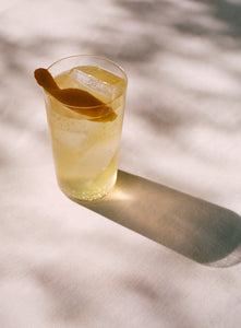 BOTIVO - SLOW SIPPING BOTANICALS  0% ABV