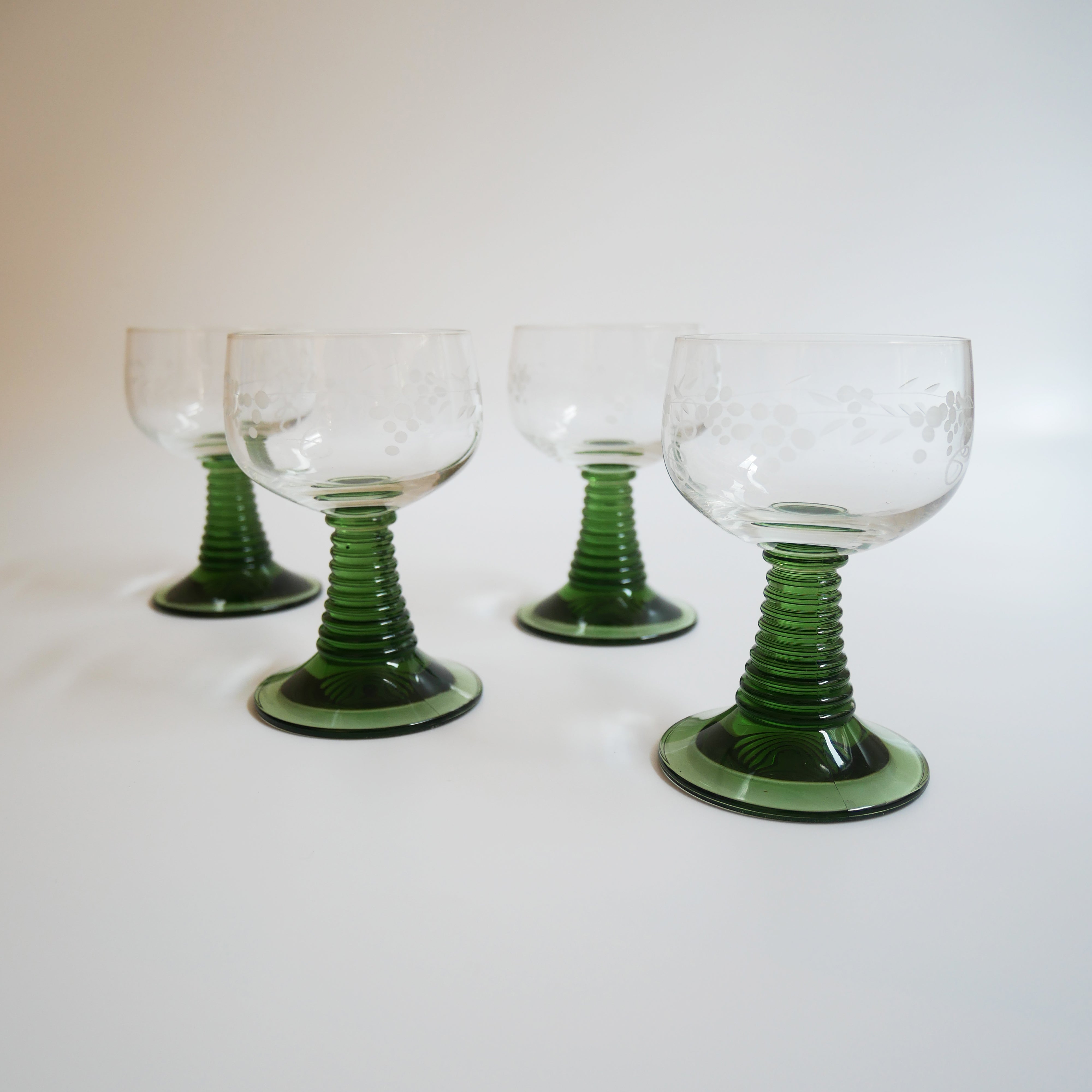 1970s VINTAGE SET OF 4 GREEN STEMMED WINE GLASSES