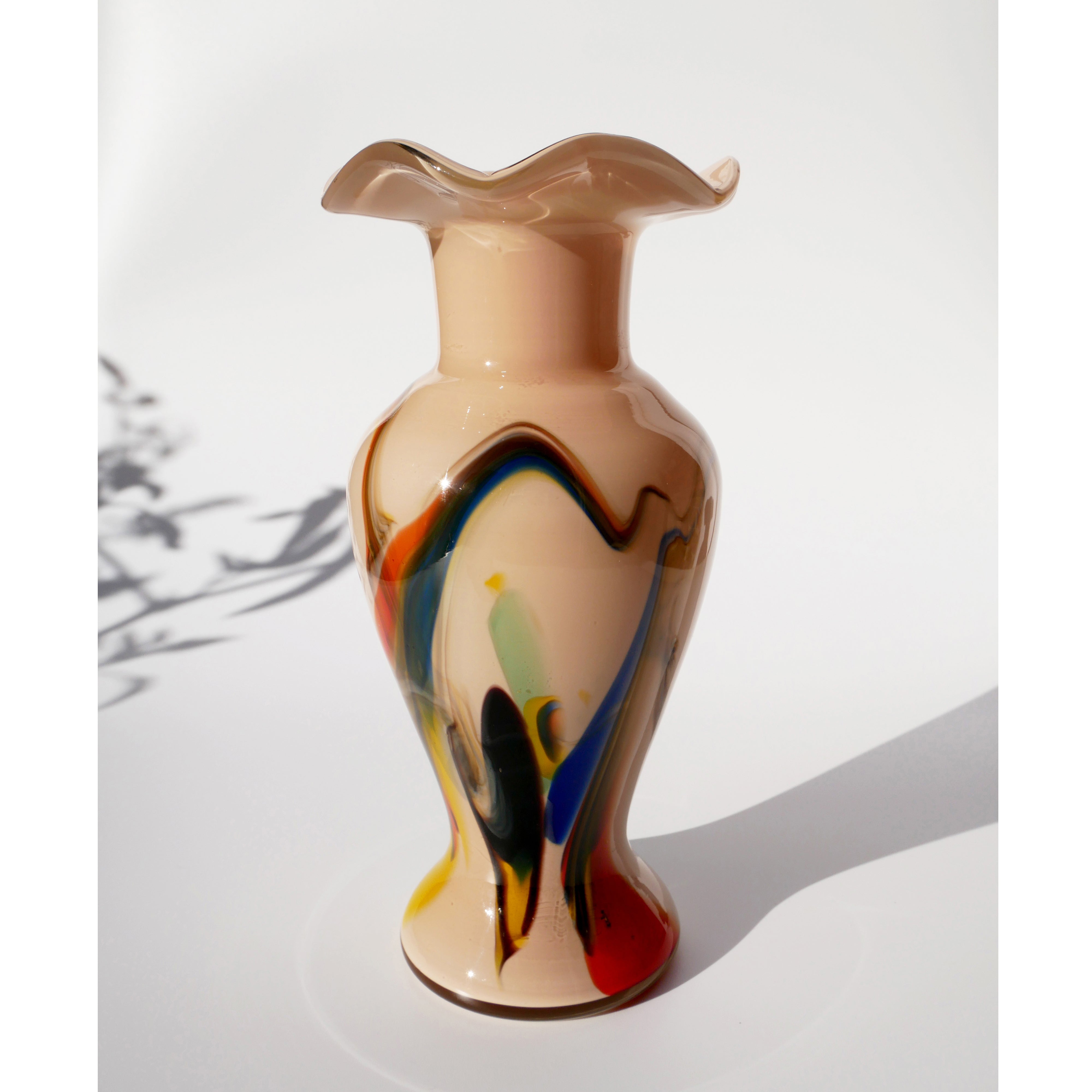 MULTICOLOURED MARBLE PINK FLUTED EDGE VASE